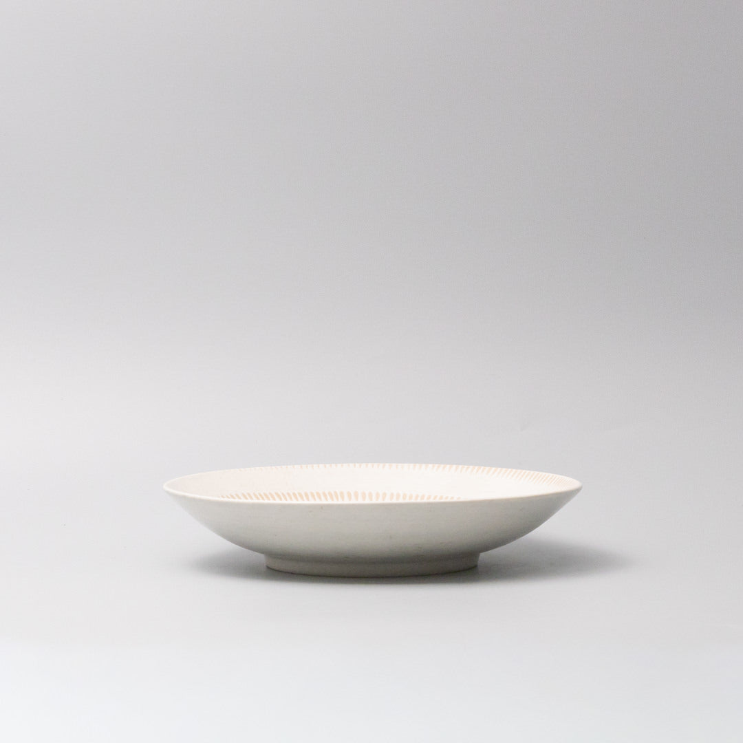 Bowl Open Shallow 23cm Ivory Spiral Glaze