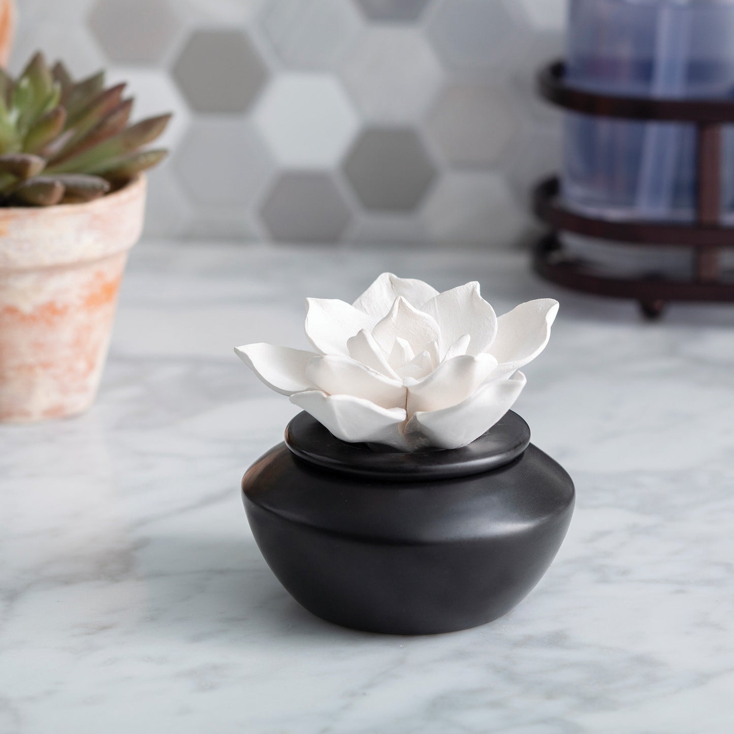 Gardenia Porcelain Diffuser