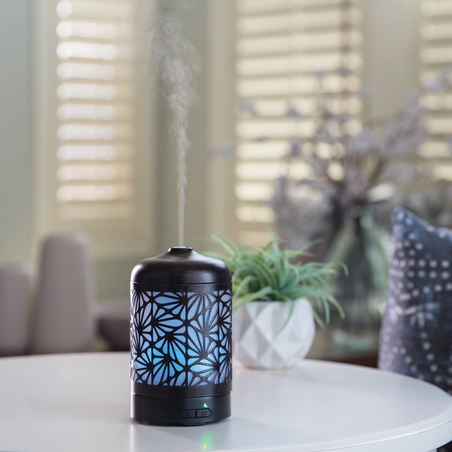 Bronze Palmette Essential Oil Diffuser