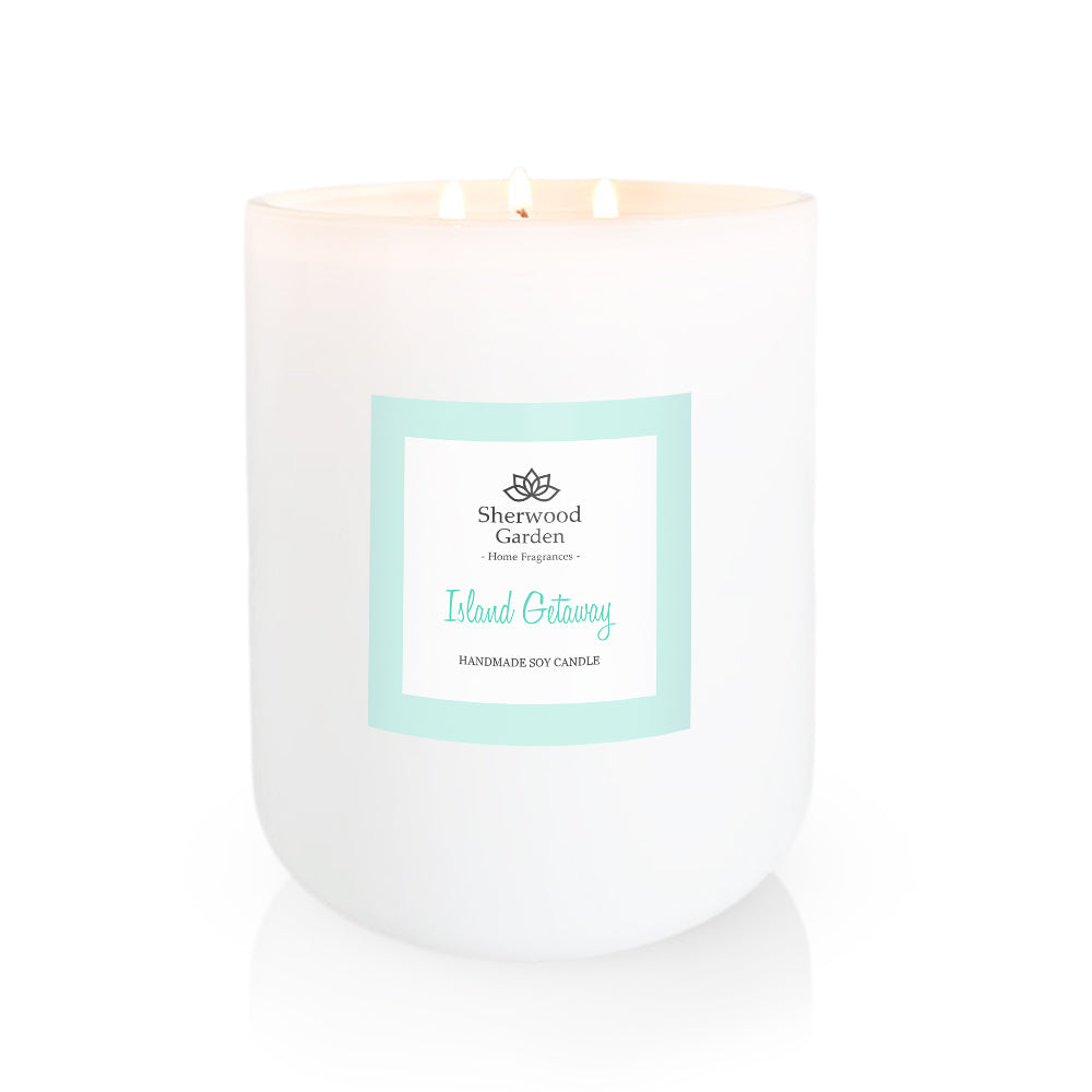 Island Getaway Soy Candle 900g