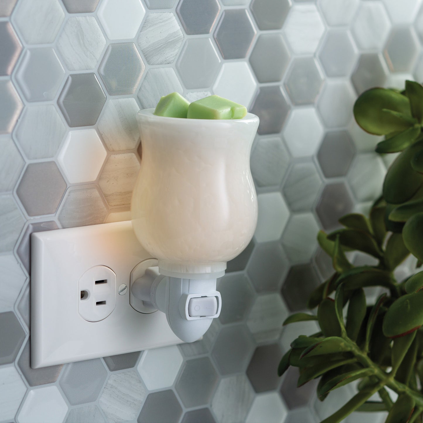 Moonstone Pluggable Fragrance Warmer